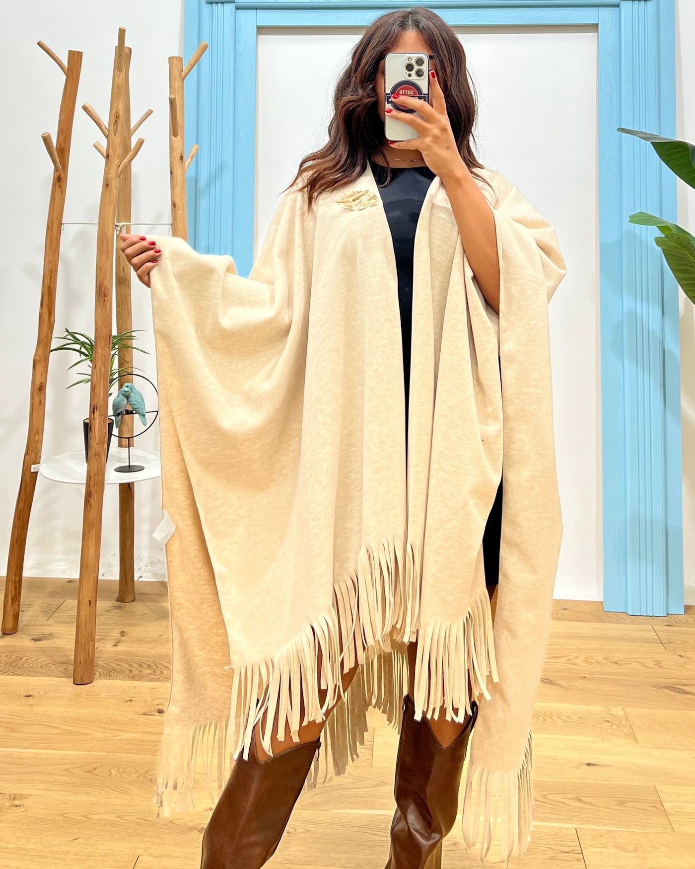poncho gm8
